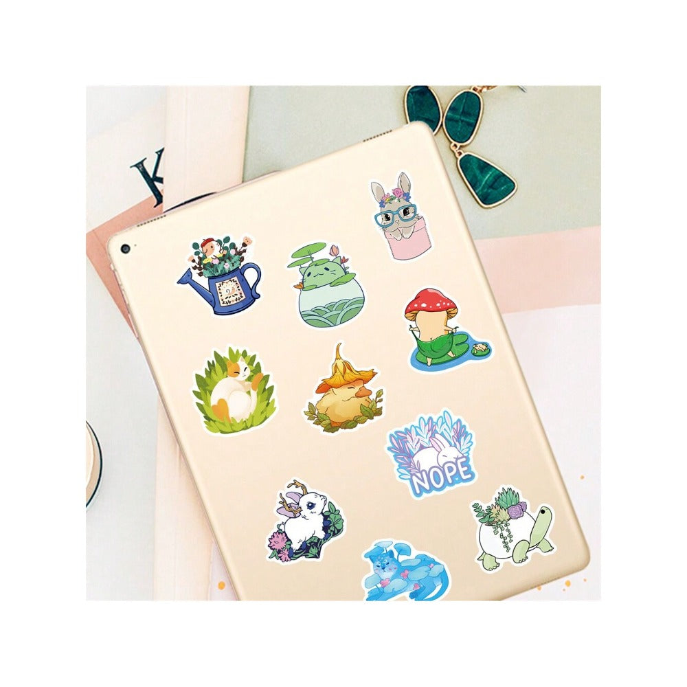 50PCS Cartoon Forest Animals Adorable Doodle Stickers Exquisite, Fashionable, Creative DIY Decorative Decals Suitable for Suitcases, Skateboards, Notebooks, Stationery Boxes
