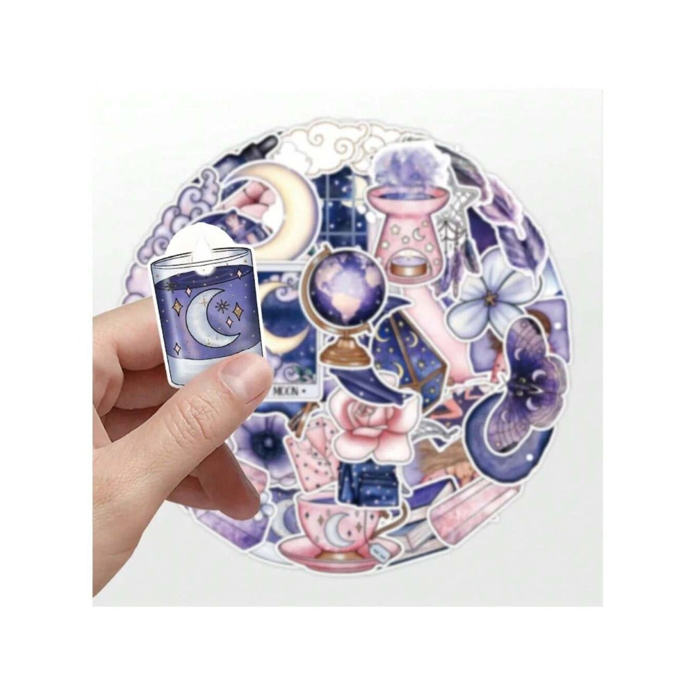 50PCS Cartoon Illusion Magic Doodle Stickers Exquisite and Stylish DIY Decorative Decals Suitable for Skateboards, Guitars, Helmets, Water Bottles, Stationery Boxes, and Desktops